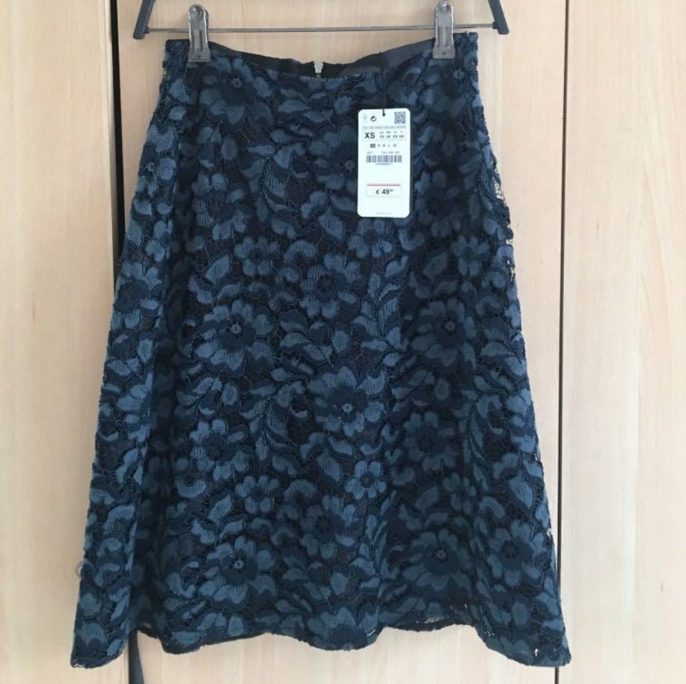 🎉LAST ONE🎉 Zara Skirt Sz XL